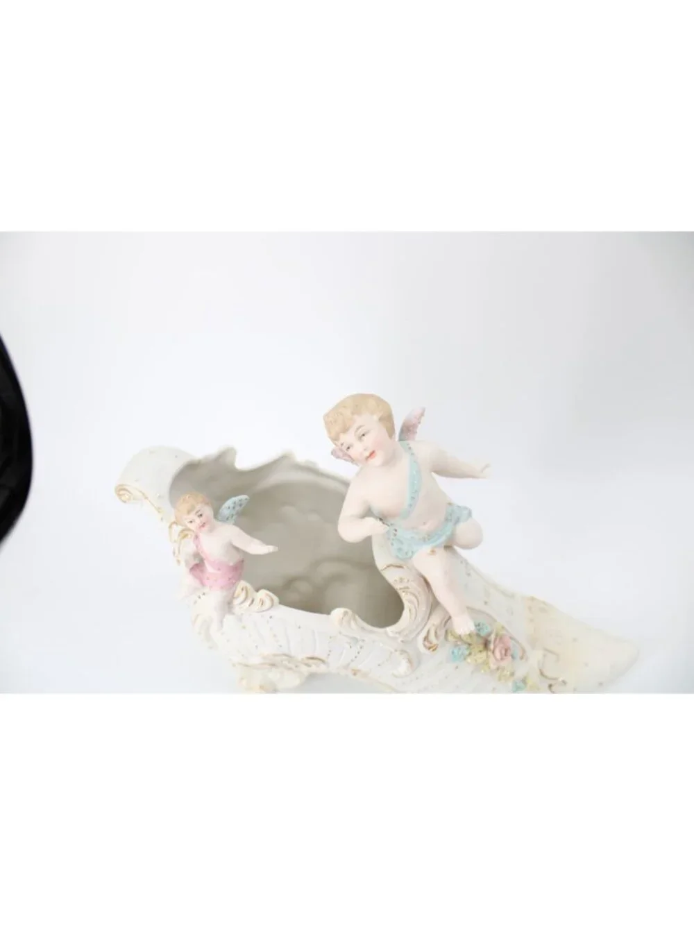 Bisque Slip Vase Cherubs Shoe Vintage 94705